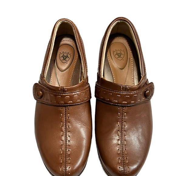 Ariat Women’s Chestnut Brown Leather slip on clog shoe in size 7.5 B - Picture 6 of 12